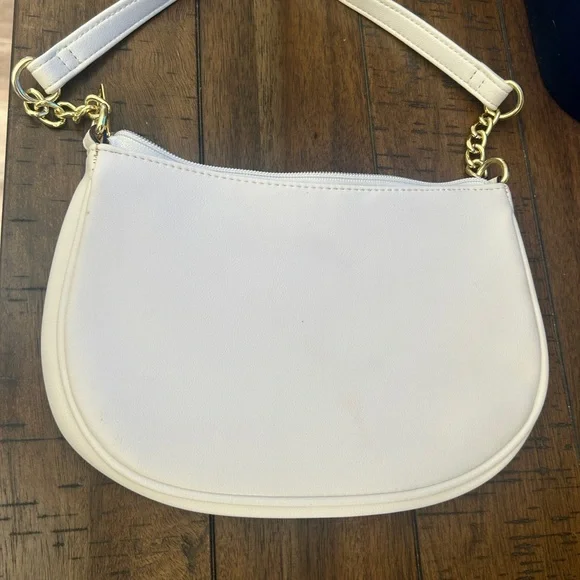 Juicy Couture White Shoulder Bag with Gold Accents - Picture 2 of 4